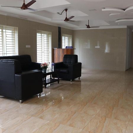 Tiruchirappalli Hotel Star Nivas, Srirangam מראה חיצוני תמונה